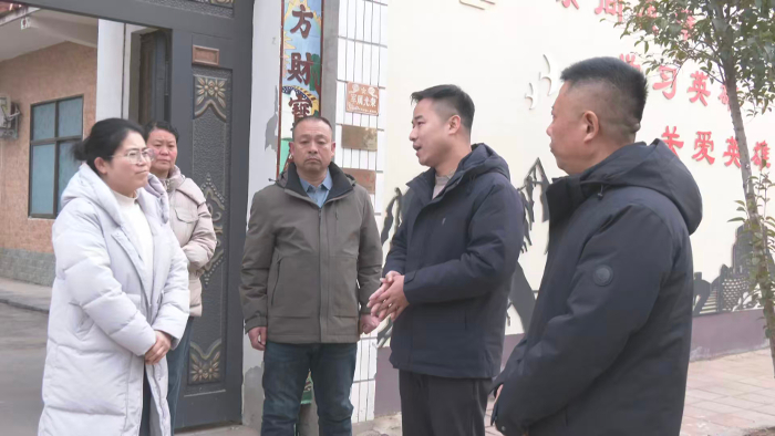 市委宣传部、市文明办慰问组莅延看望慰问肖思远烈士亲属