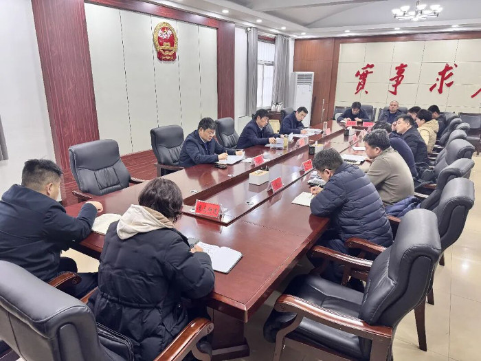 延津县召开城建重点项目和重点工作推进会