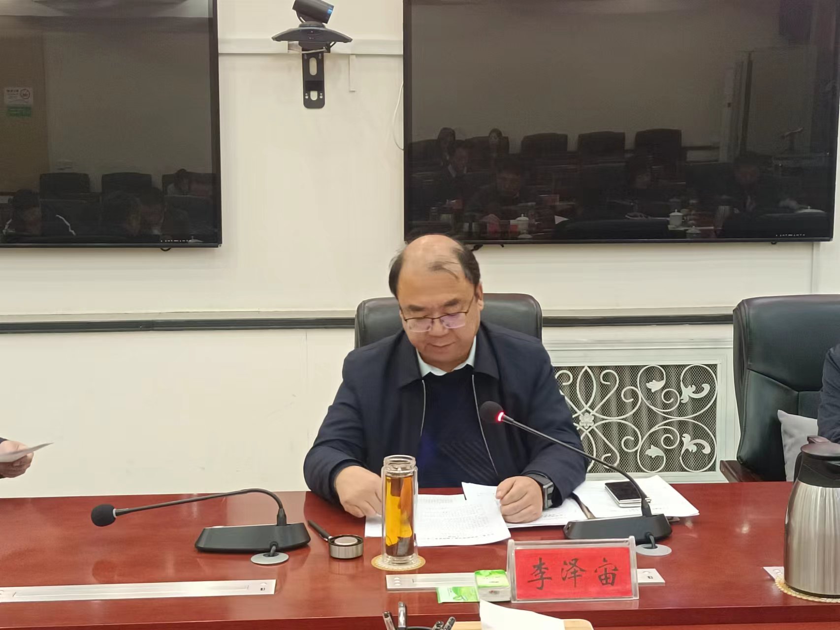 主题李4.jpg 主题李4.jpg