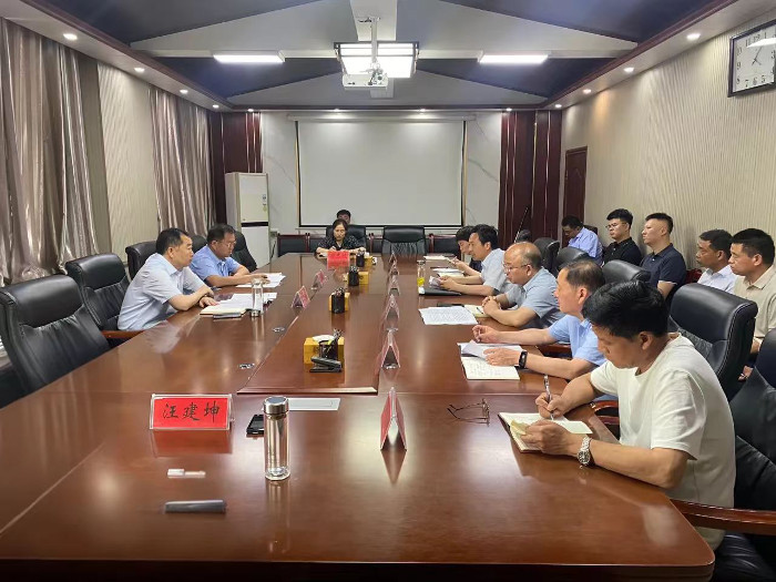 1967496231.jpg 1967496231.jpg